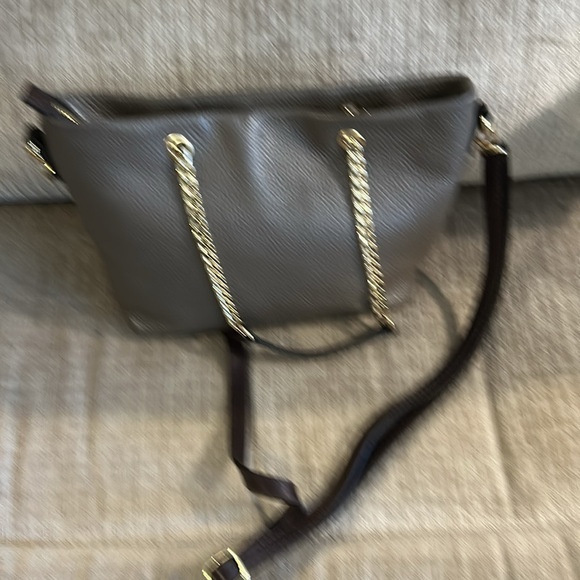 Valentina genuine leather made in Italy Crossbody medium brown 9 x 12 - Picture 4 of 9